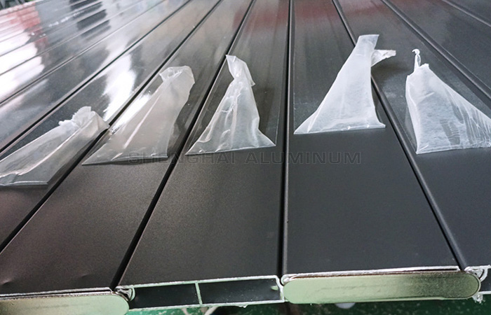 Aluminum roller shutter door profile Aluminum roller shutter door profile
