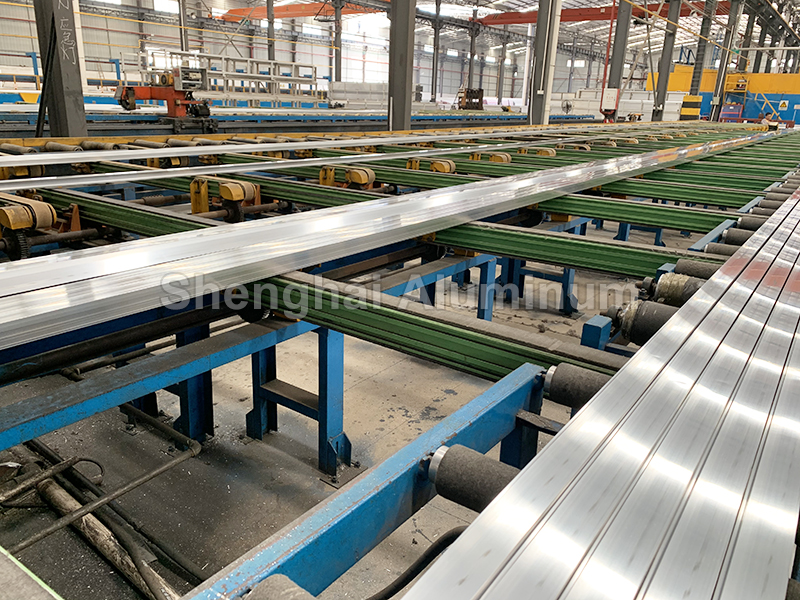 Shenghai Straighten Extruded Aluminium Profile